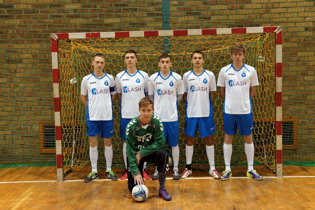 1 kolejka Legnickiej Ligi Halowej. II liga