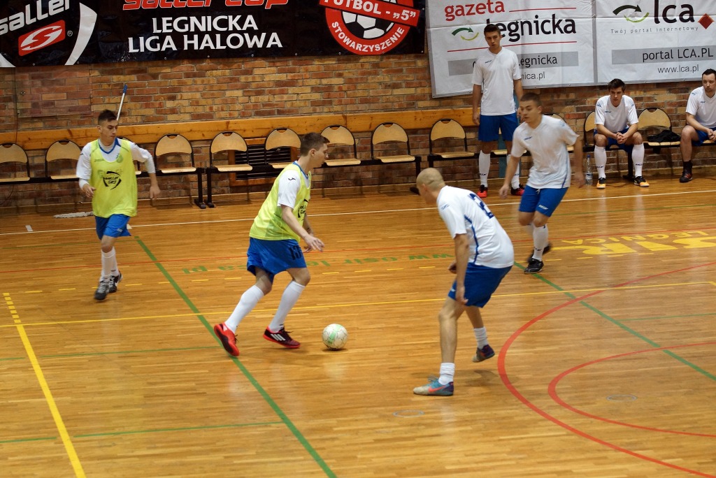 1 kolejka Legnickiej Ligi Halowej. II liga