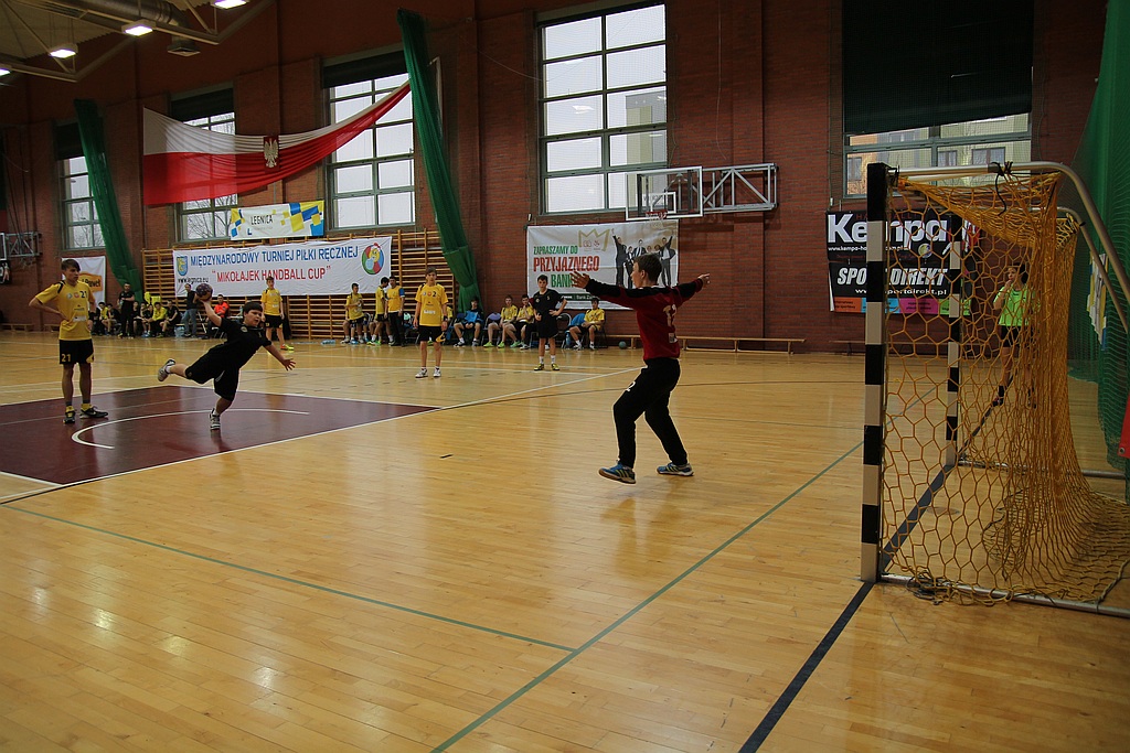 Siódemka Miedź Legnica - Vive Tauron Kielce 15:20