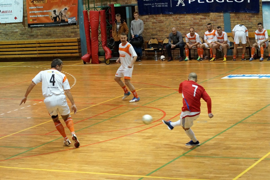 1 kolejka Legnickiej Ligi Halowej. I liga