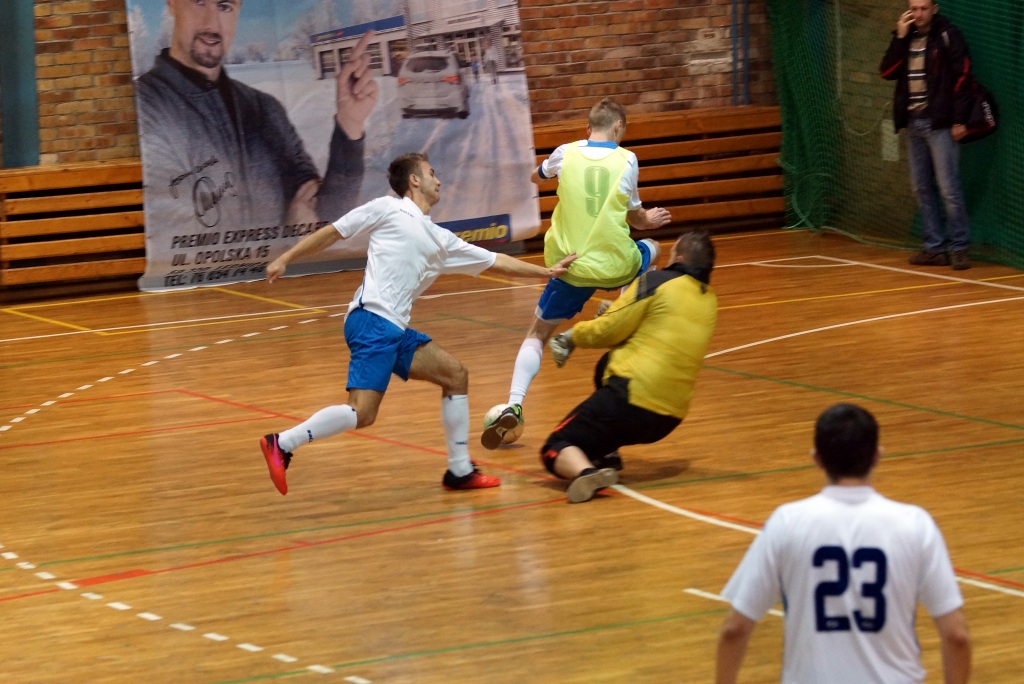 1 kolejka Legnickiej Ligi Halowej. II liga