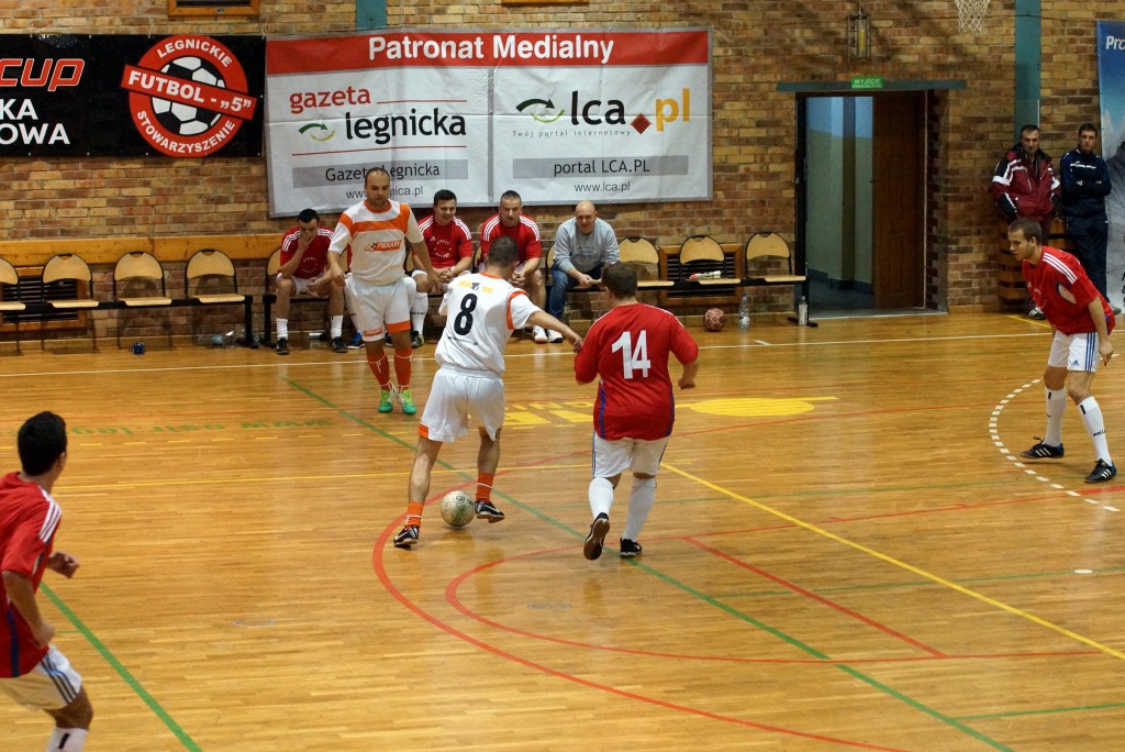 1 kolejka Legnickiej Ligi Halowej. I liga