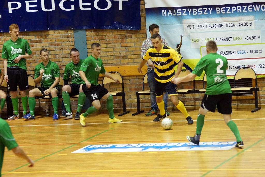 1 kolejka Legnickiej Ligi Halowej. II liga