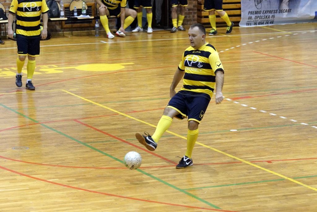 1 kolejka Legnickiej Ligi Halowej. II liga