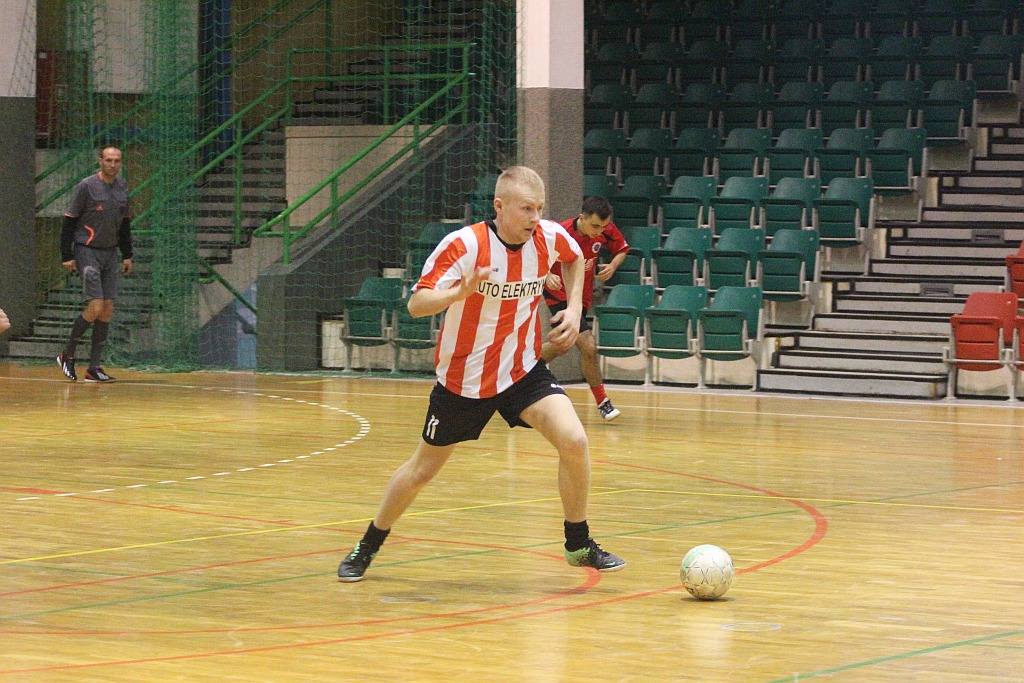 1 kolejka Legnickiej Ligi Halowej. I liga