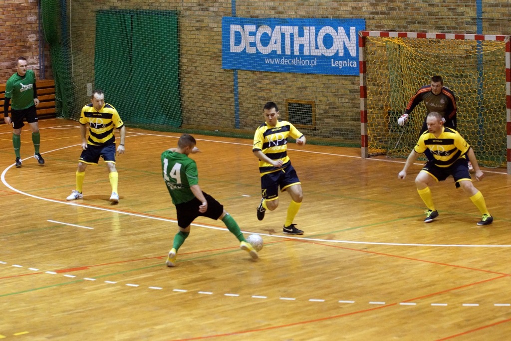1 kolejka Legnickiej Ligi Halowej. II liga