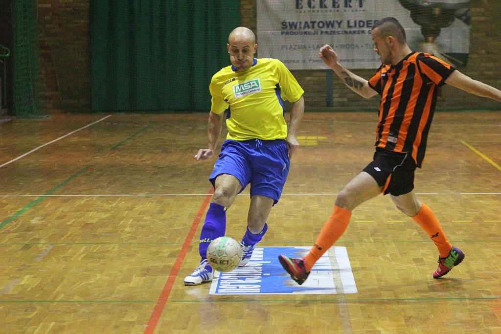 1 kolejka Legnickiej Ligi Halowej. I liga