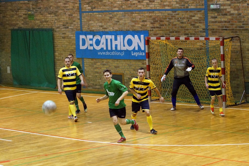 1 kolejka Legnickiej Ligi Halowej. II liga
