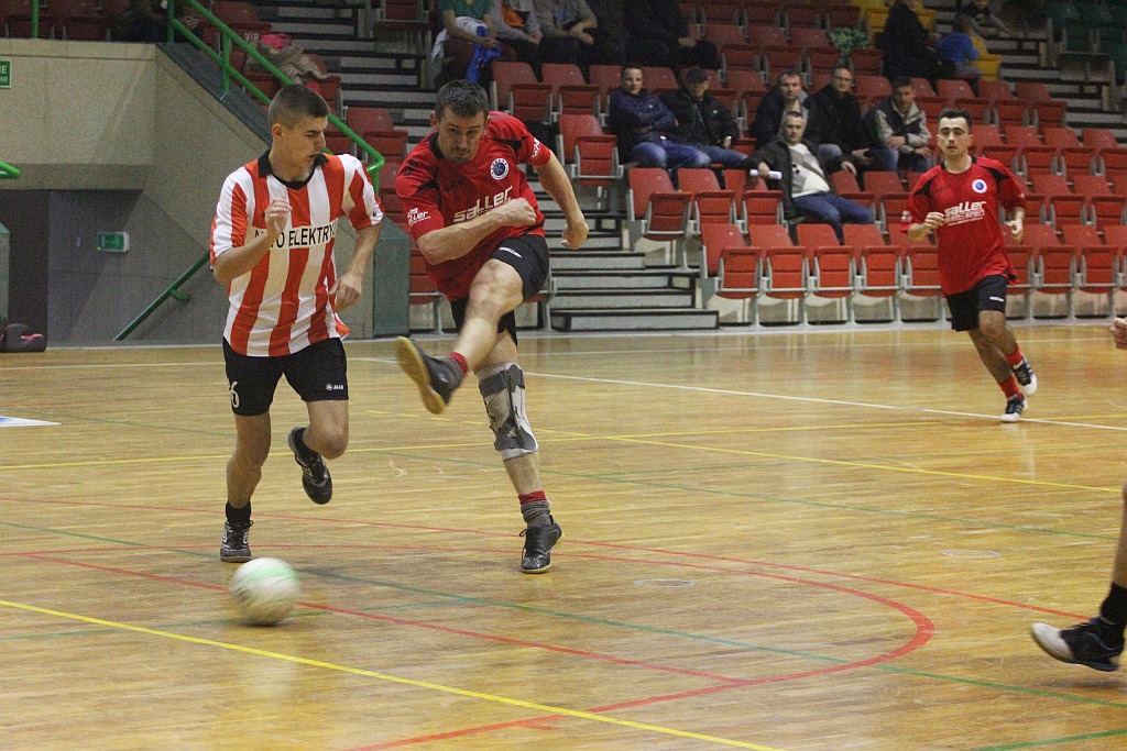 1 kolejka Legnickiej Ligi Halowej. II liga