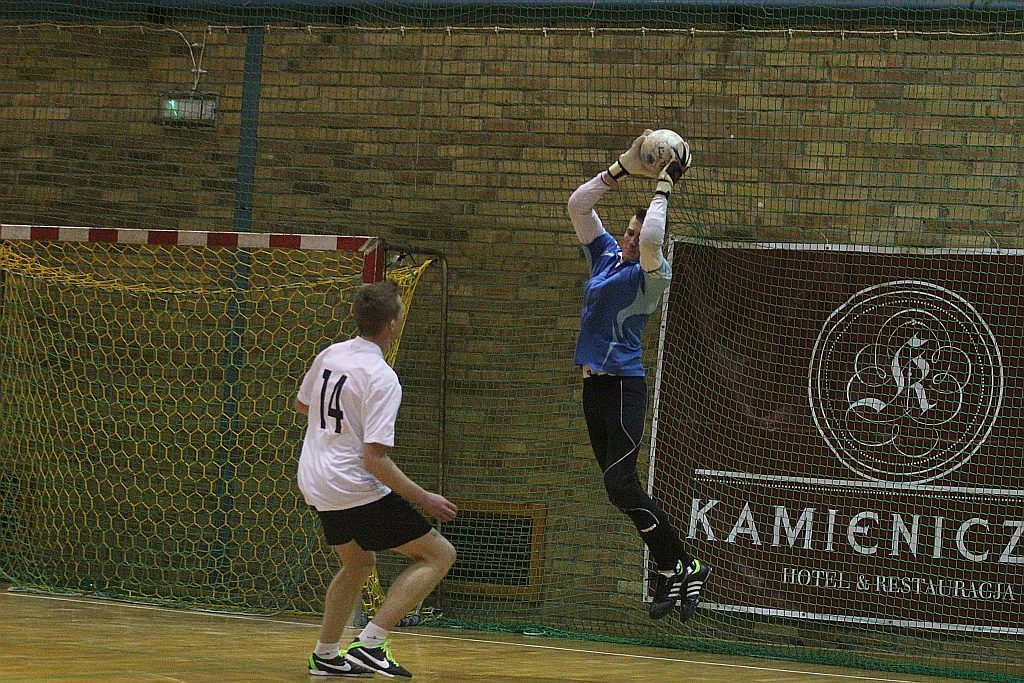 1 kolejka Legnickiej Ligi Halowej. II liga