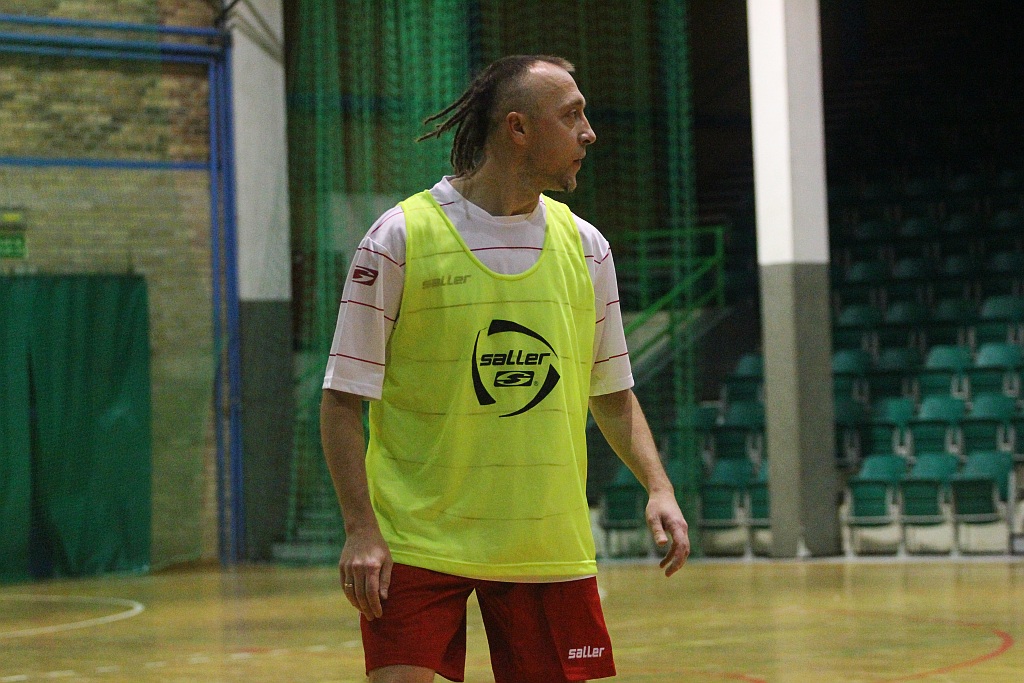 1 kolejka Legnickiej Ligi Halowej. II liga