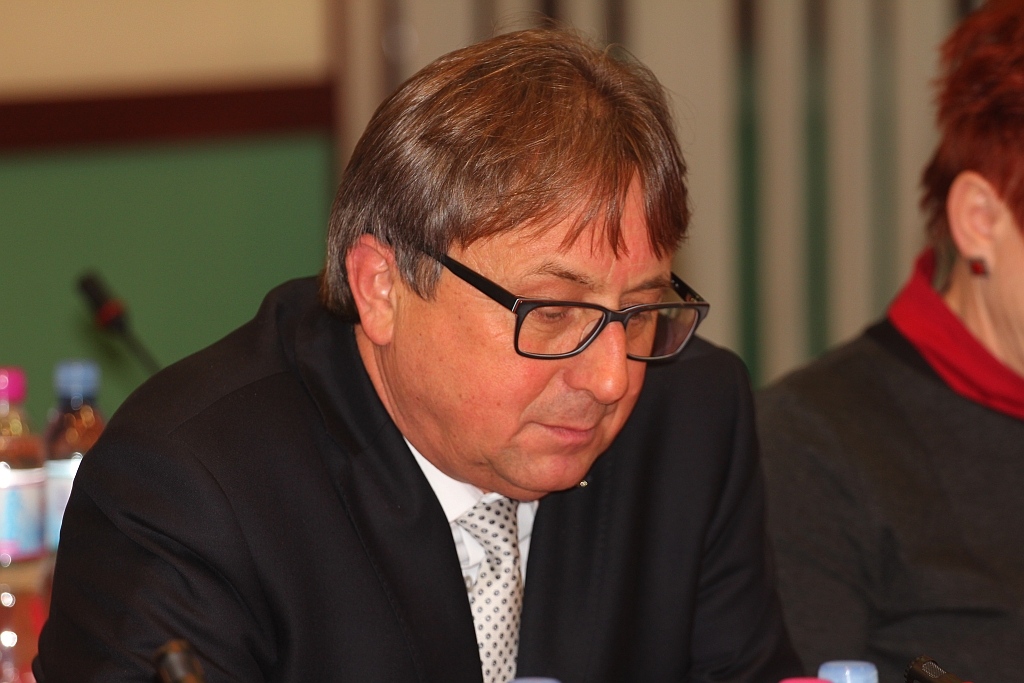 Wojna domowa w PO. Szynalski bez funkcji