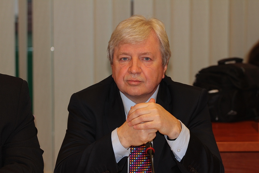 Wojna domowa w PO. Szynalski bez funkcji