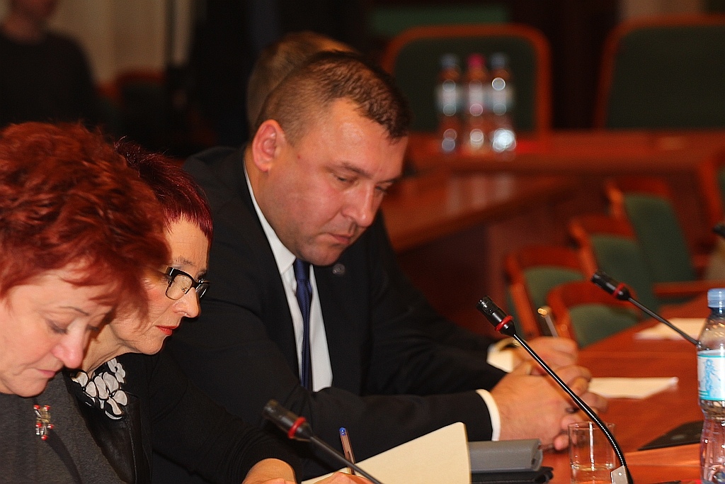 Wojna domowa w PO. Szynalski bez funkcji