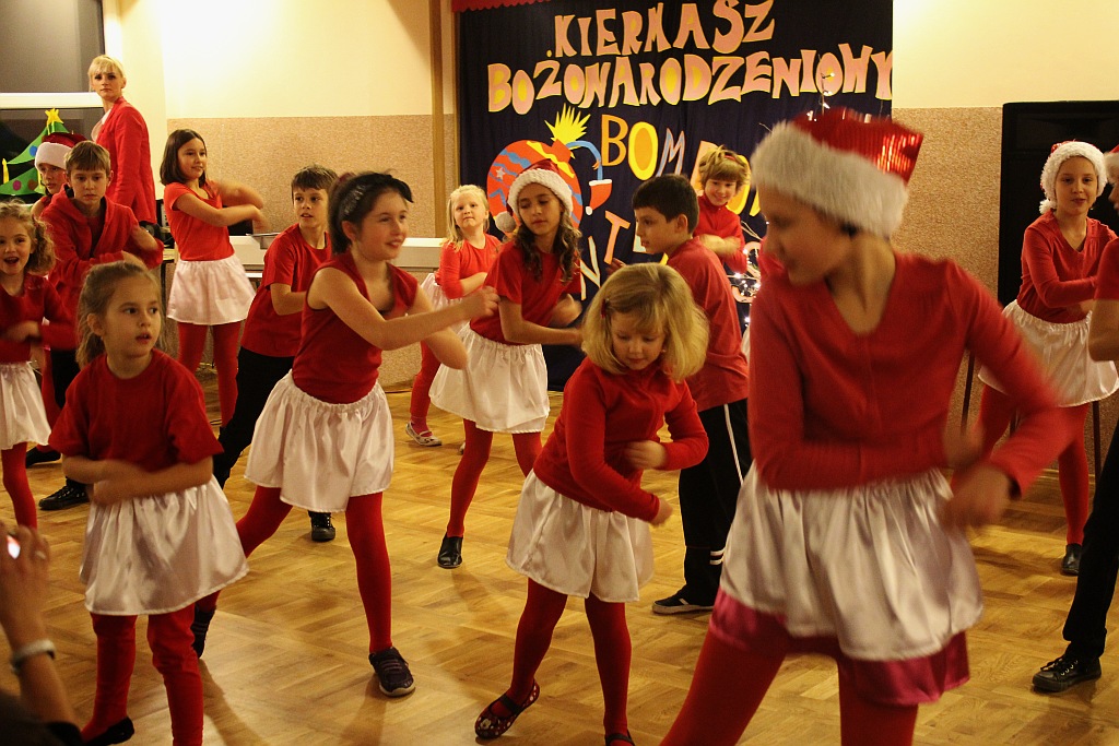 Kiermasz Bożonarodzeniowy w Rzeszotarach