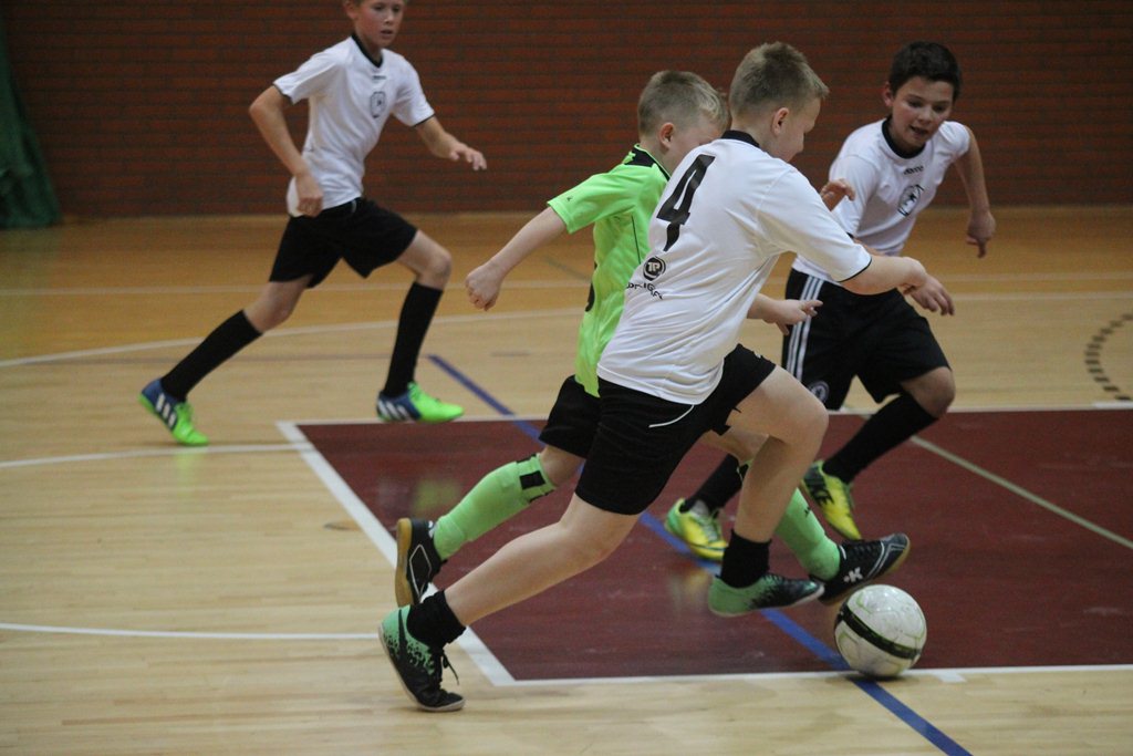 Piłkarskie Mikołajki na Piekarach