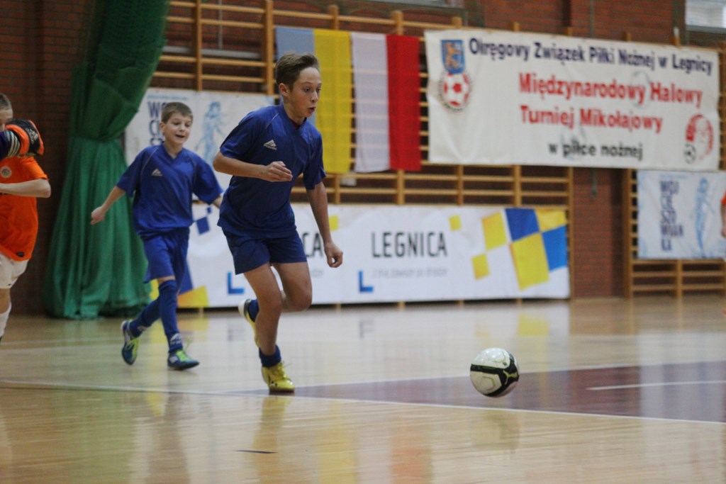 Piłkarskie Mikołajki na Piekarach cz2