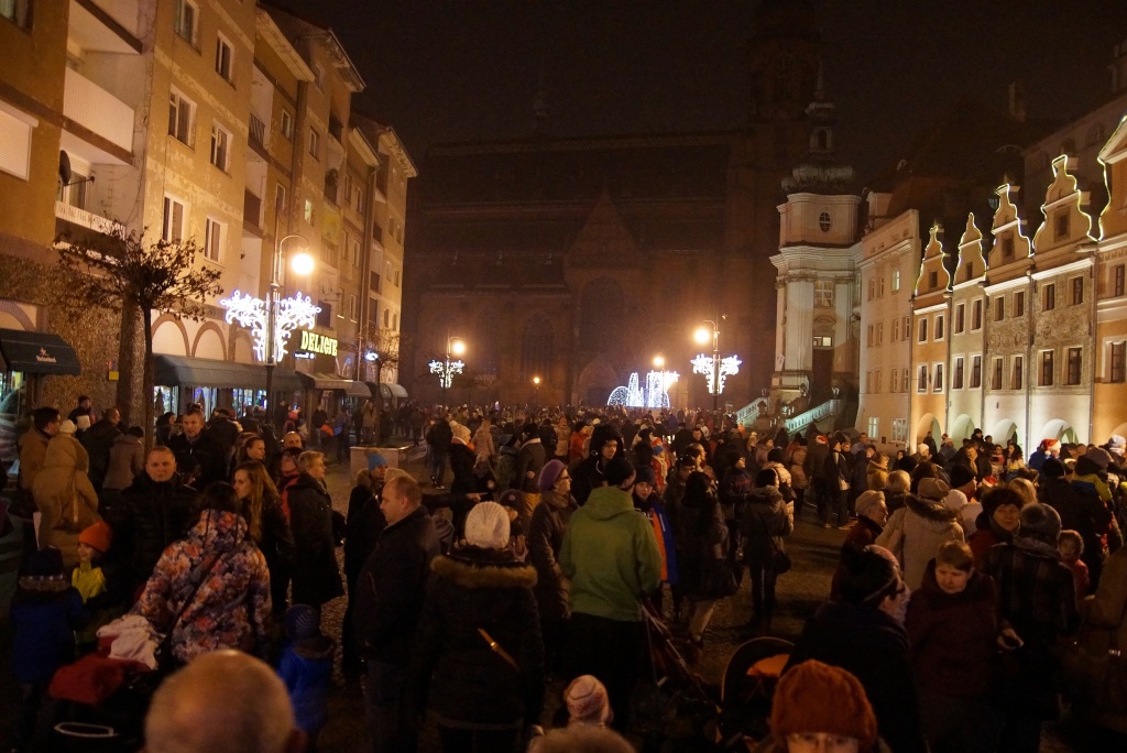 Iluminacja świąteczna w Rynku