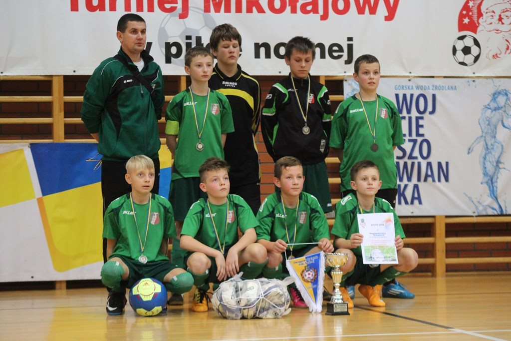 Piłkarskie Mikołajki na Piekarach cz3