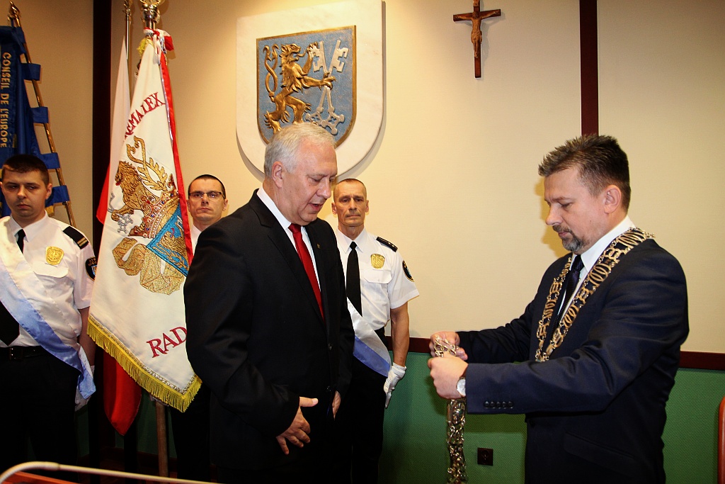 Prezydent po ślubowaniu: Legnica to nie partia
