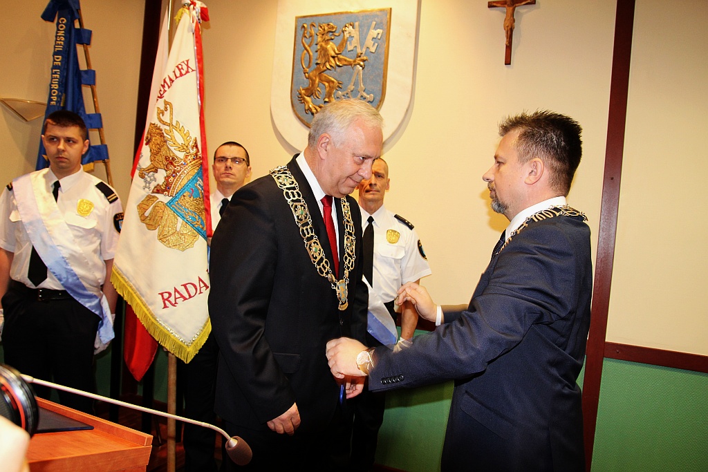 Prezydent po ślubowaniu: Legnica to nie partia