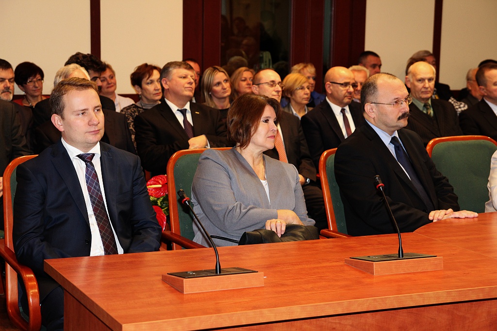 Prezydent po ślubowaniu: Legnica to nie partia