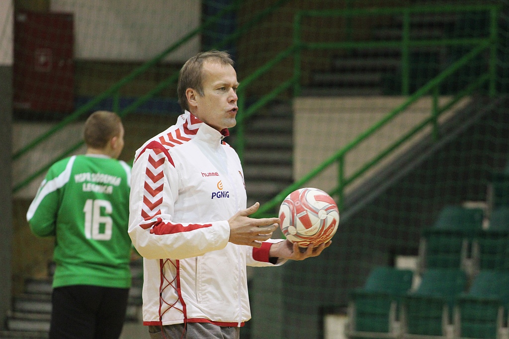 Asystent Bieglera wierzy w juniorów Siódemki