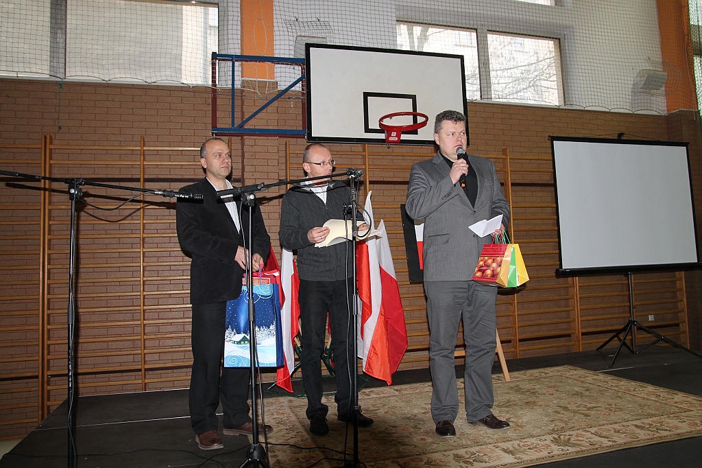 Piosenką patriotyczną przywołali pamięć o Powstaniu