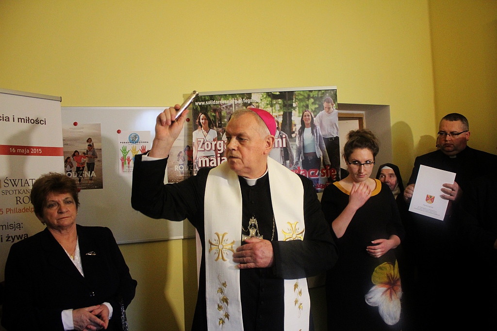 Kuria otwiera poradnię. „Odpowiedź na kryzys rodziny”