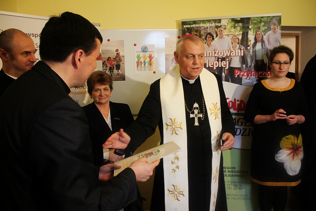 Kuria otwiera poradnię. „Odpowiedź na kryzys rodziny”