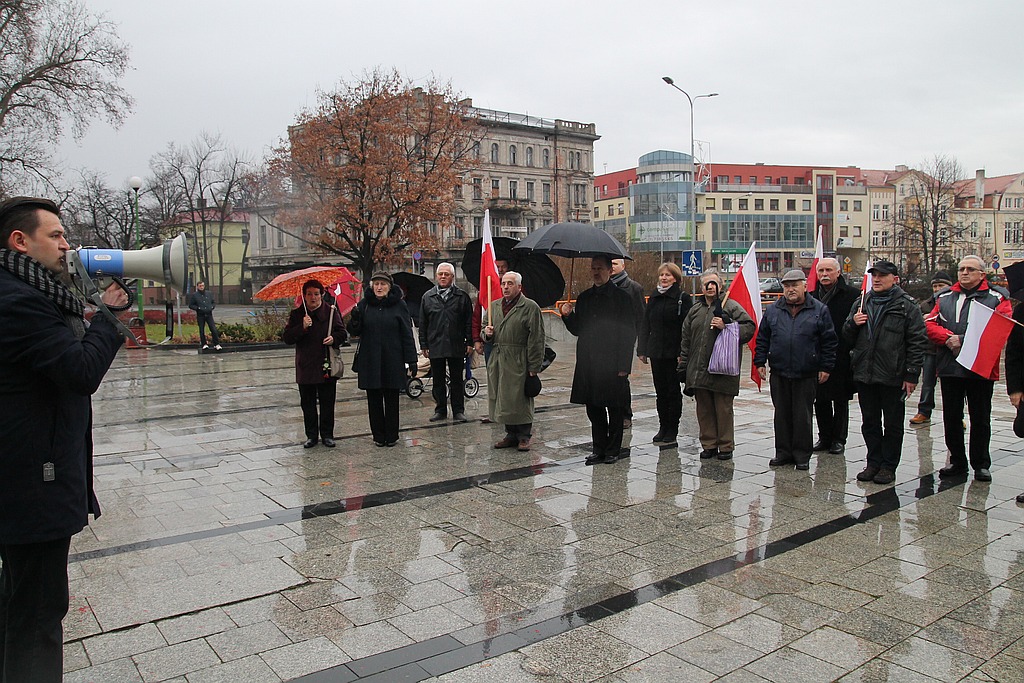 PiS w rocznicę stanu wojennego: Usunąć pomnik!