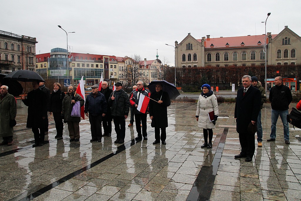PiS w rocznicę stanu wojennego: Usunąć pomnik!