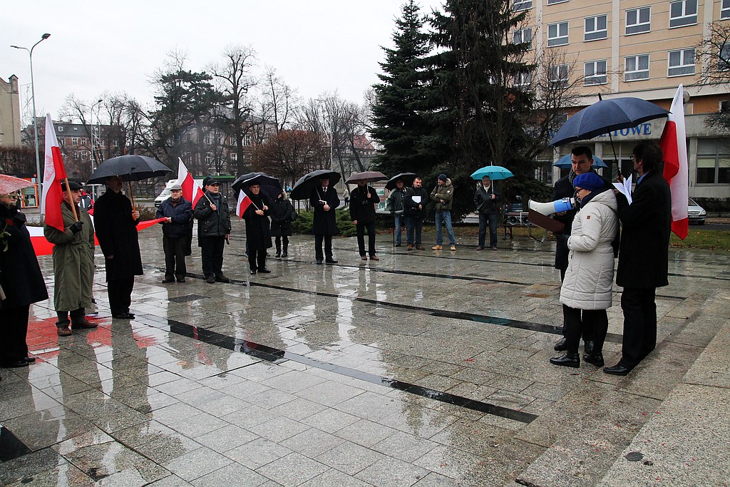 PiS w rocznicę stanu wojennego: Usunąć pomnik!
