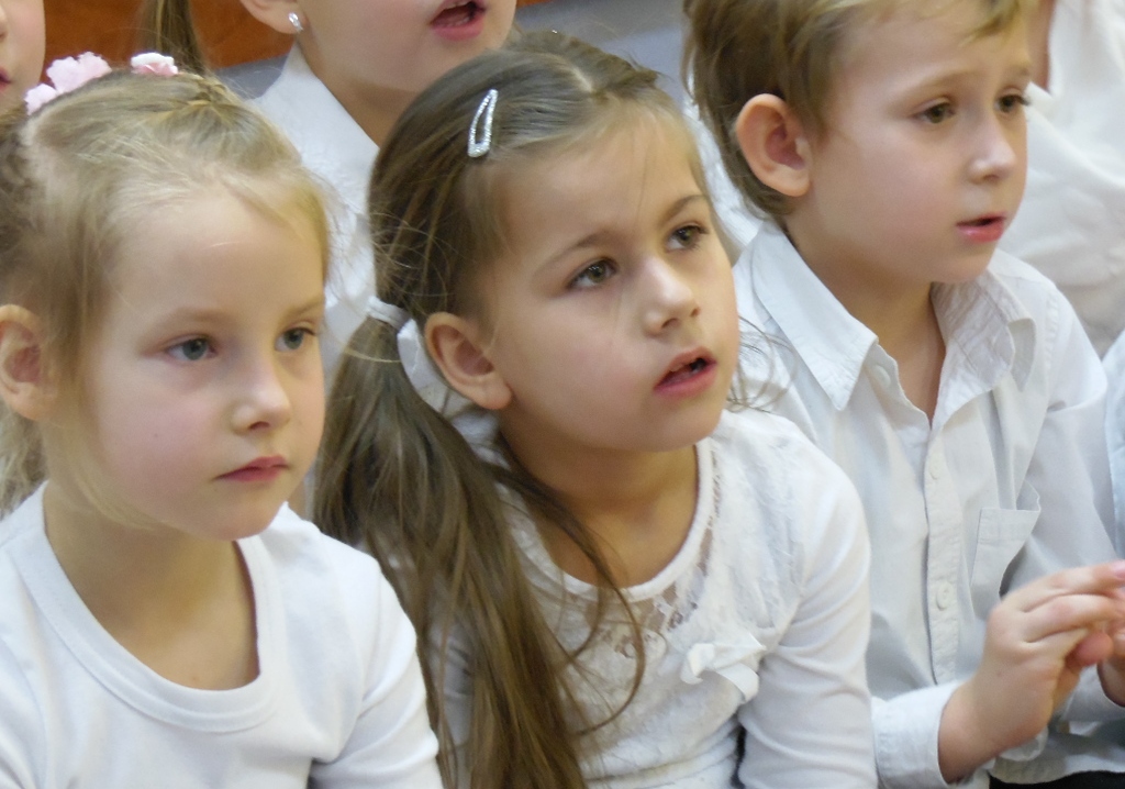 Świąteczny czas dzieci w Źródełku
