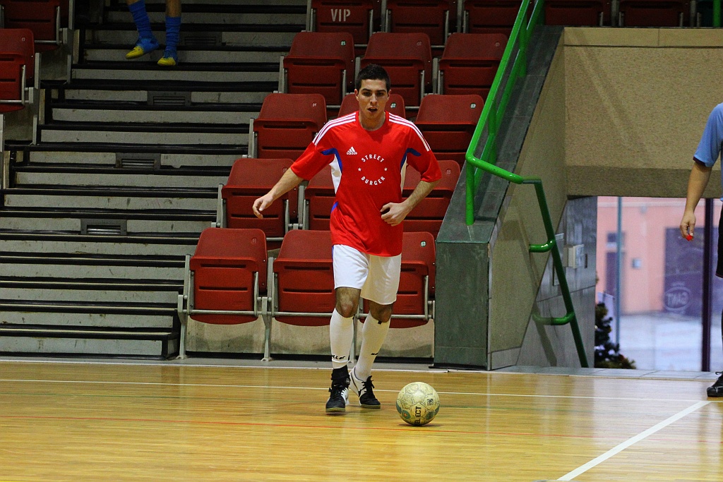 Zwyciestwo Cuprum Polkowice w Legnicy cz1
