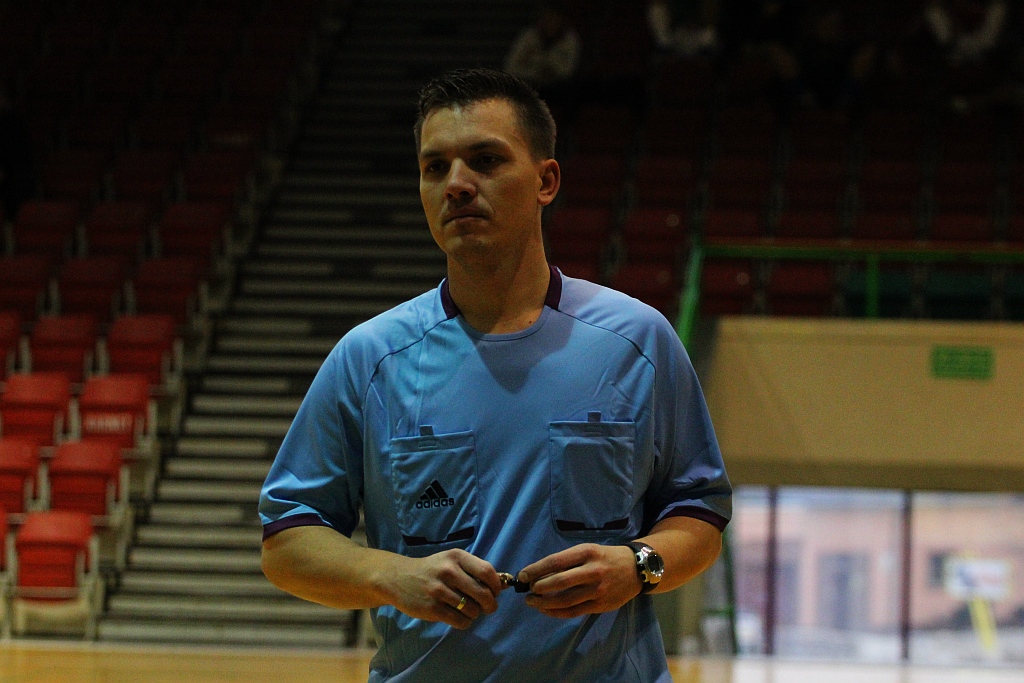 Zwyciestwo Cuprum Polkowice w Legnicy cz1