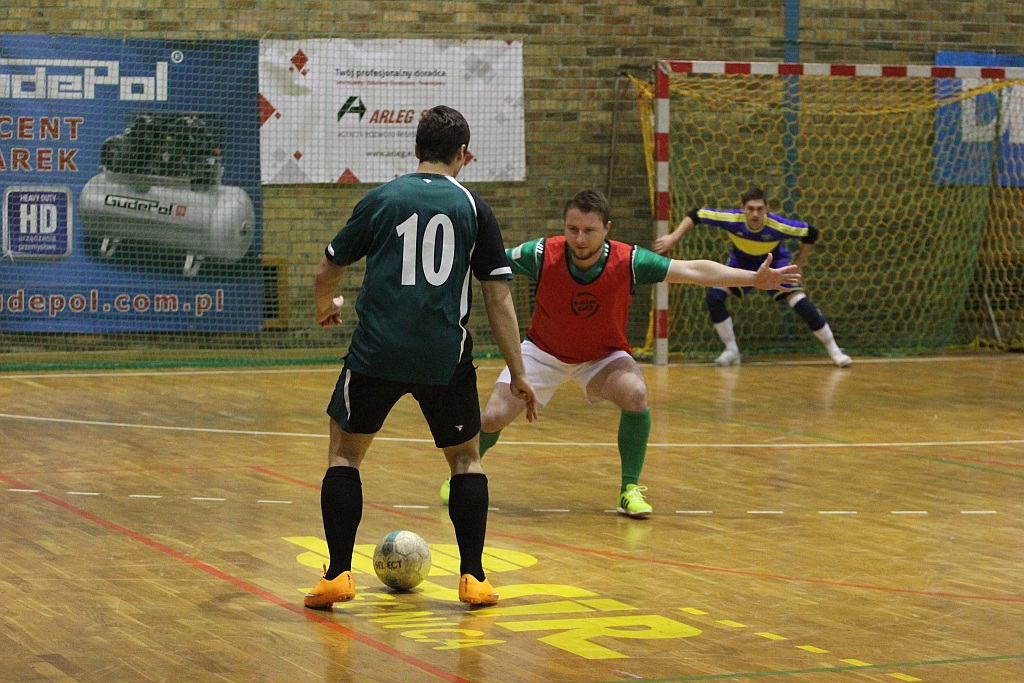 Zwyciestwo Cuprum Polkowice w Legnicy cz1