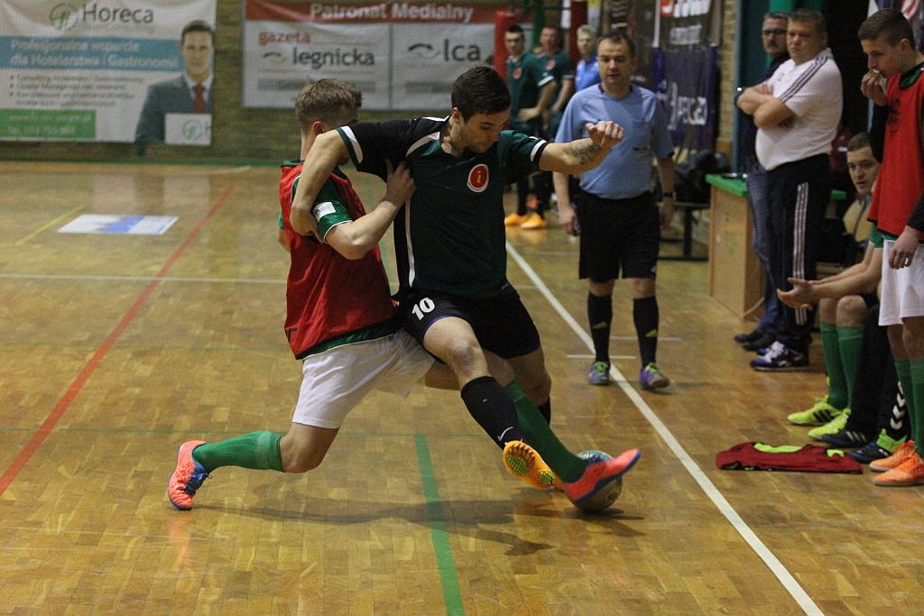Zwyciestwo Cuprum Polkowice w Legnicy cz1
