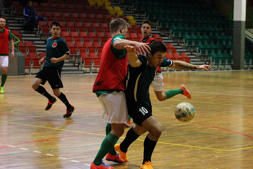 Zwyciestwo Cuprum Polkowice w Legnicy cz1