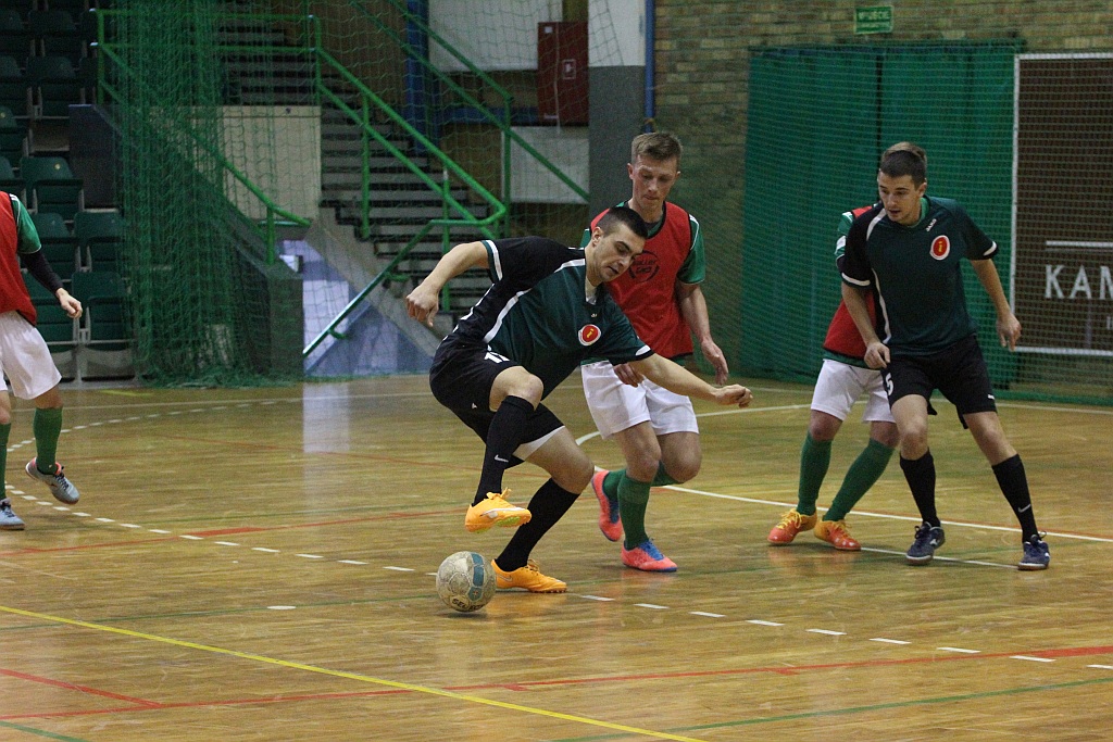 Zwyciestwo Cuprum Polkowice w Legnicy cz1