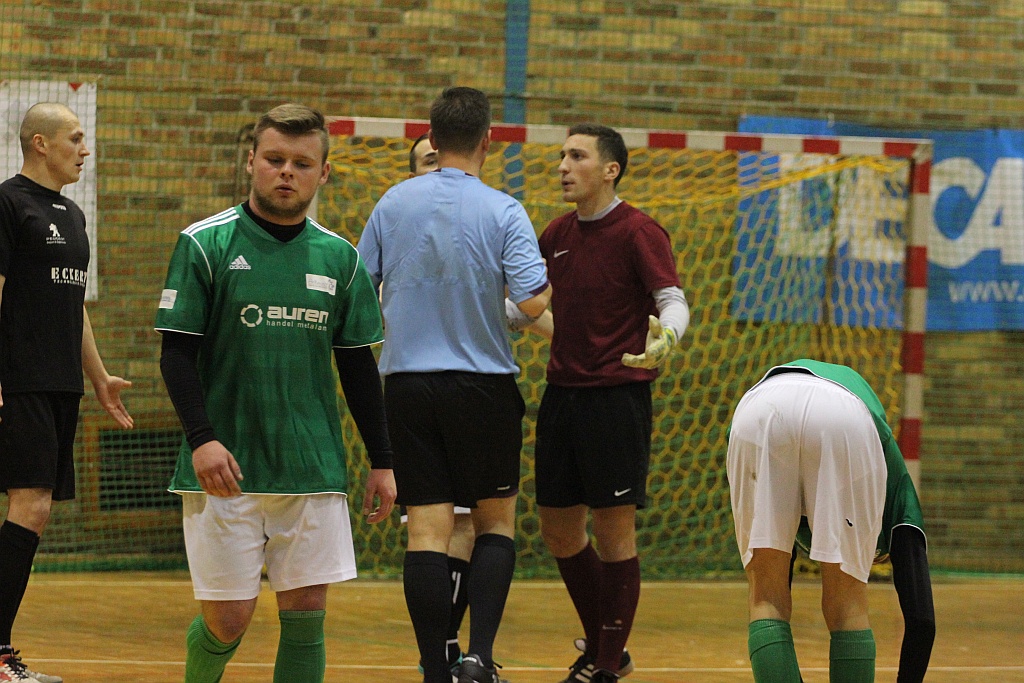 Zwyciestwo Cuprum Polkowice w Legnicy cz1