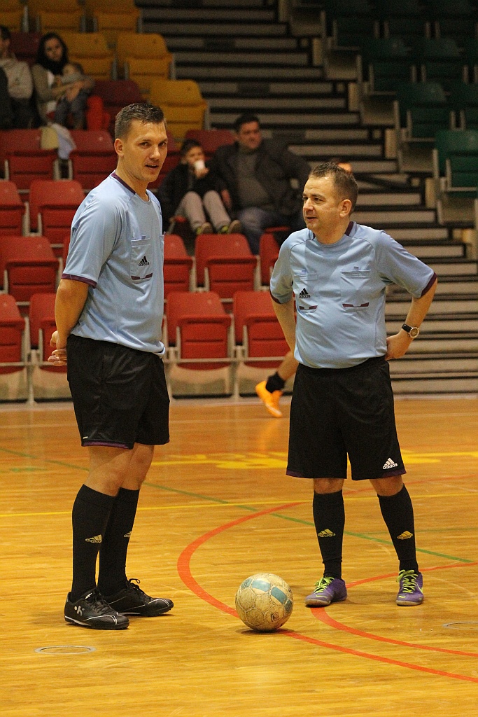 Zwyciestwo Cuprum Polkowice w Legnicy cz1