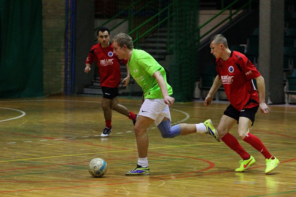 Zwyciestwo Cuprum Polkowice w Legnicy cz1