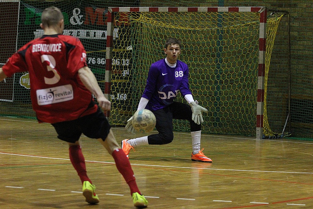Zwyciestwo Cuprum Polkowice w Legnicy cz1