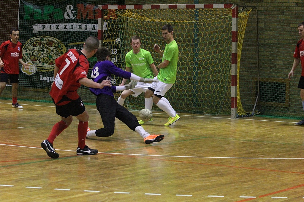 Zwyciestwo Cuprum Polkowice w Legnicy cz1
