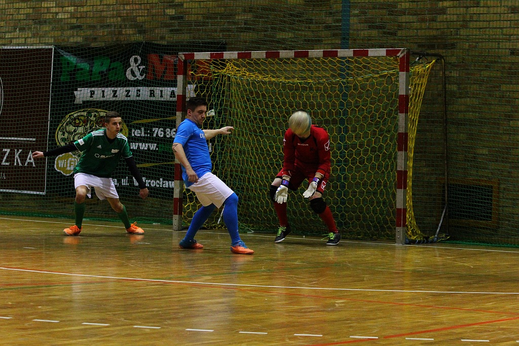 Zwyciestwo Cuprum Polkowice w Legnicy cz1