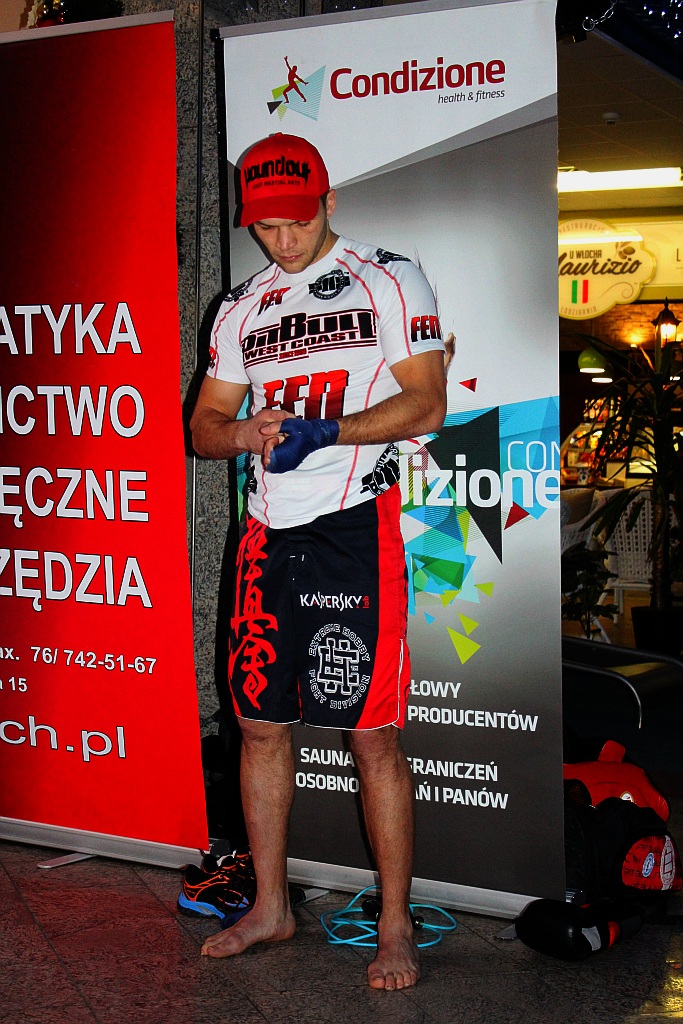 Trening Pawła Biszczaka w Galerii Gwarna
