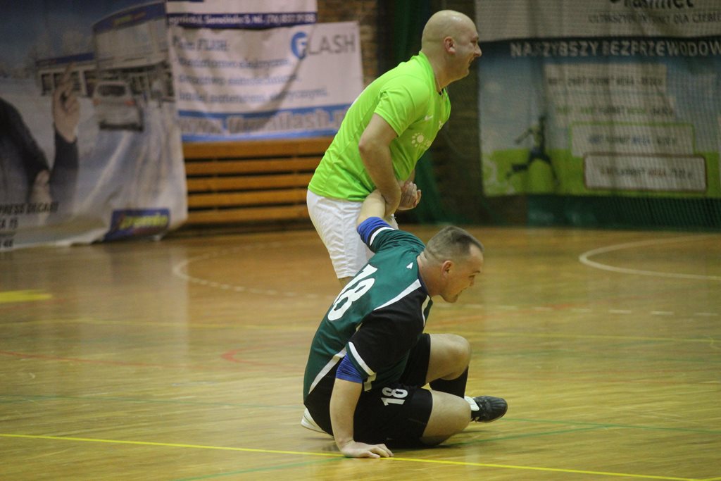 1. LLH: Męczarnie Iskry Kochlice z Wietrzak Team