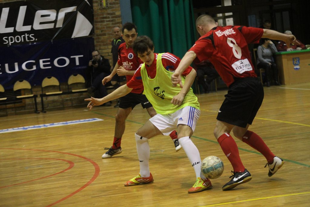 1. LLH: Męczarnie Iskry Kochlice z Wietrzak Team