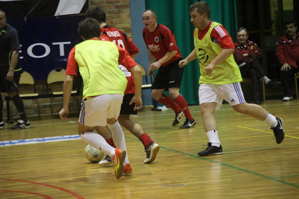 1. LLH: Męczarnie Iskry Kochlice z Wietrzak Team
